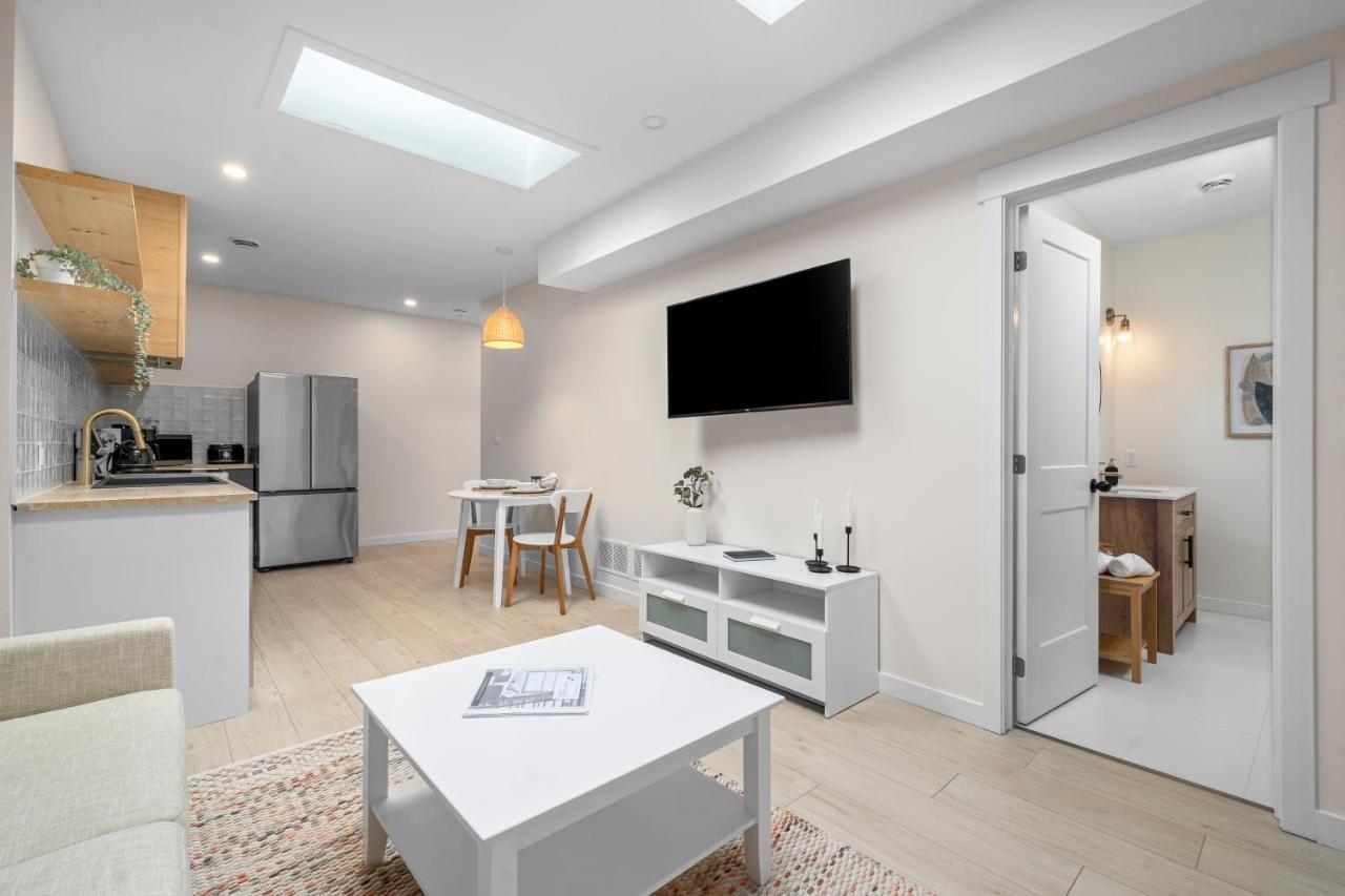 Apartament The Olympia: Front Street Flats Belleville Zewnętrze zdjęcie